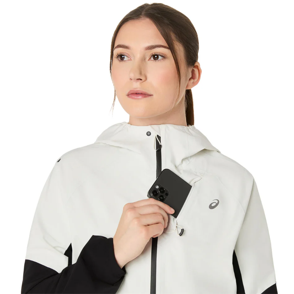 ASICS Women's METARUN LEGEND JACKET in Performance Black/Cream SS26 - Image 3