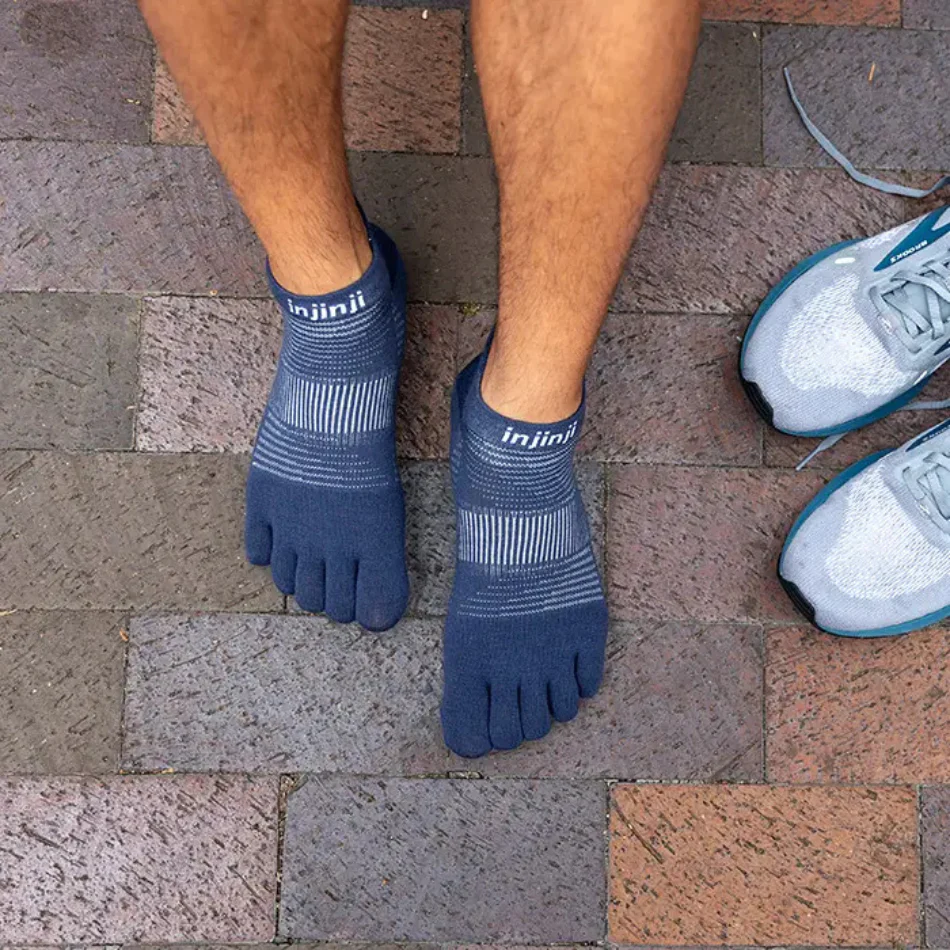Injinji Unisex Run Lightweight No-Show Running Socks in Navy - Image 2