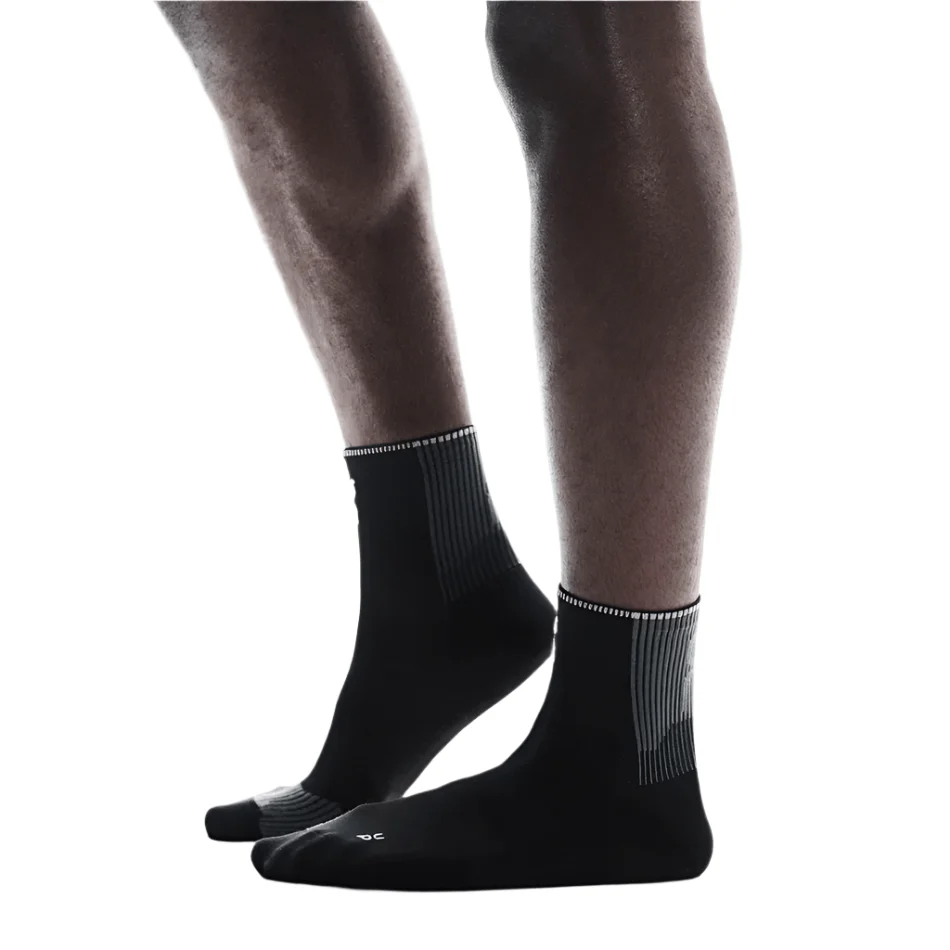On Unisex Performance Run Sock Mid Rise SS25 - Image 7