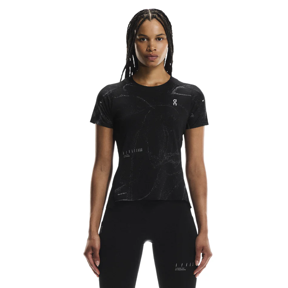 On Women's Performance-T Lumos in Black AW25 - Image 2