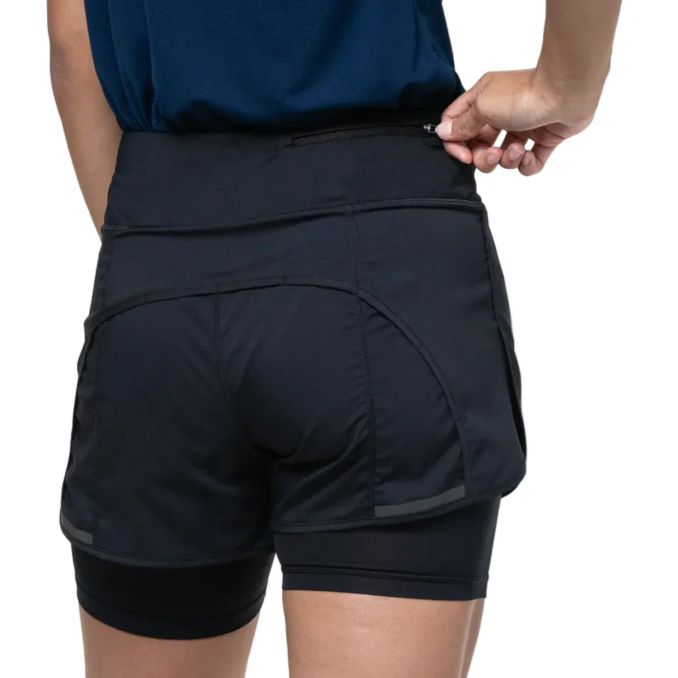 Ronhill Women's Tech 4.5" Twin Short in All Black SS26 - Image 4