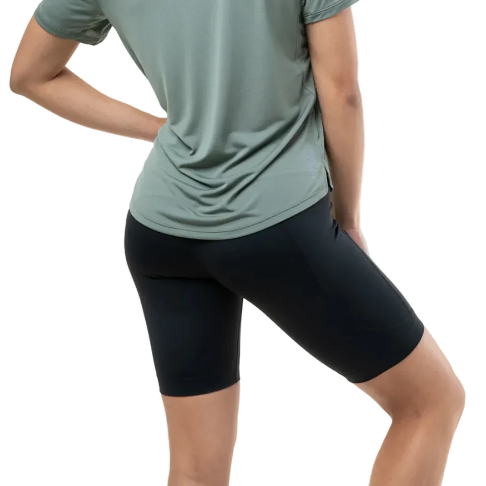 Ronhill Women's Tech Stretch Short in All Black SS26 - Image 4